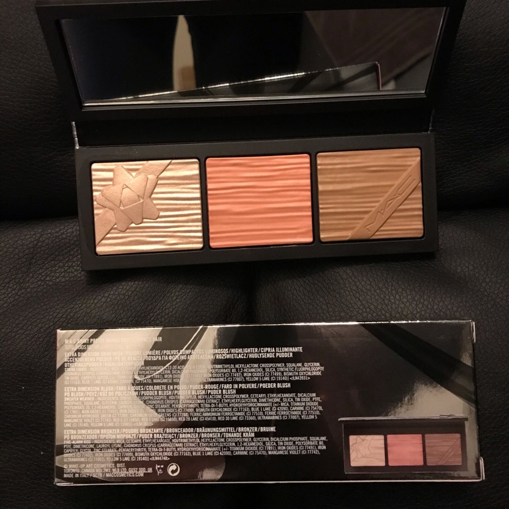 Mac Shiny Pretty Things Face Compact